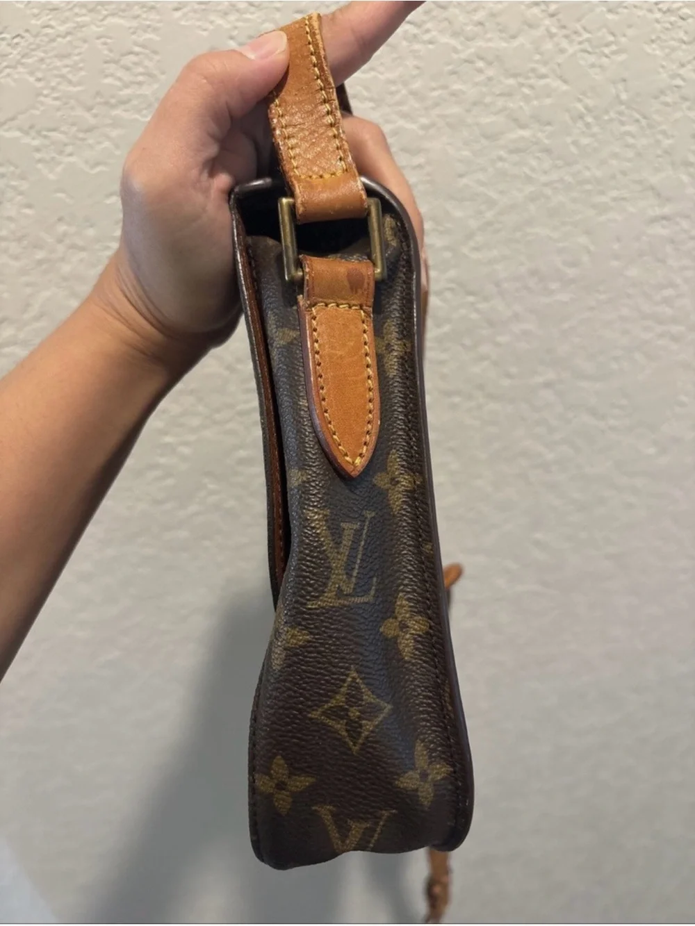 Louis Vuitton GM Saint Cloud Brown Monogram Crossbody Bag